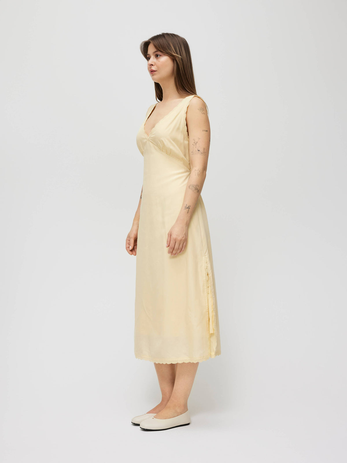 The Mara Dress | Lace Trim Midi Dress: CREAM / LARGE