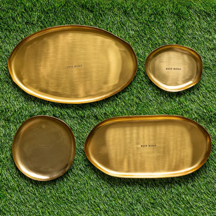 Gold Accent Signature Botanical Candle Plate