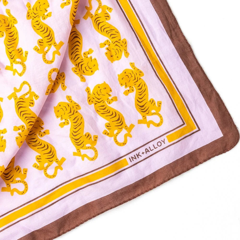 Olivia scarf – Tiger print