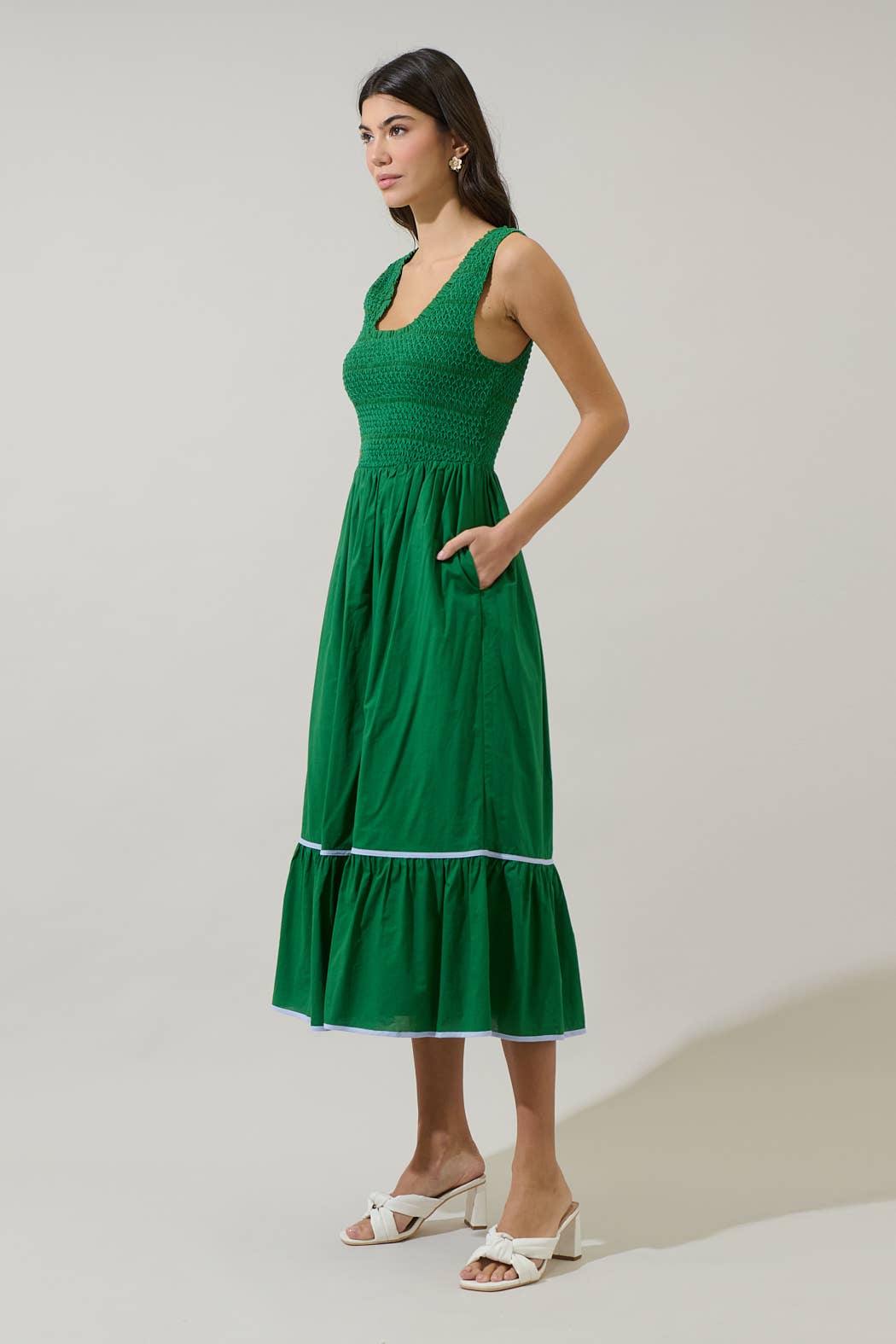 Jessy Smocked Midi Dress: Emerald