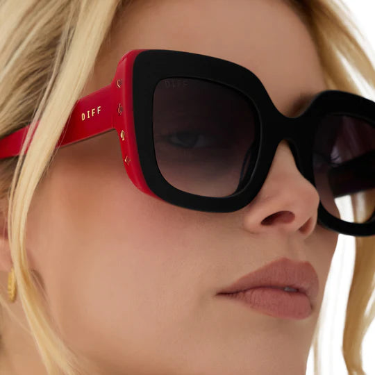 The Queen of Hearts Sunglasses