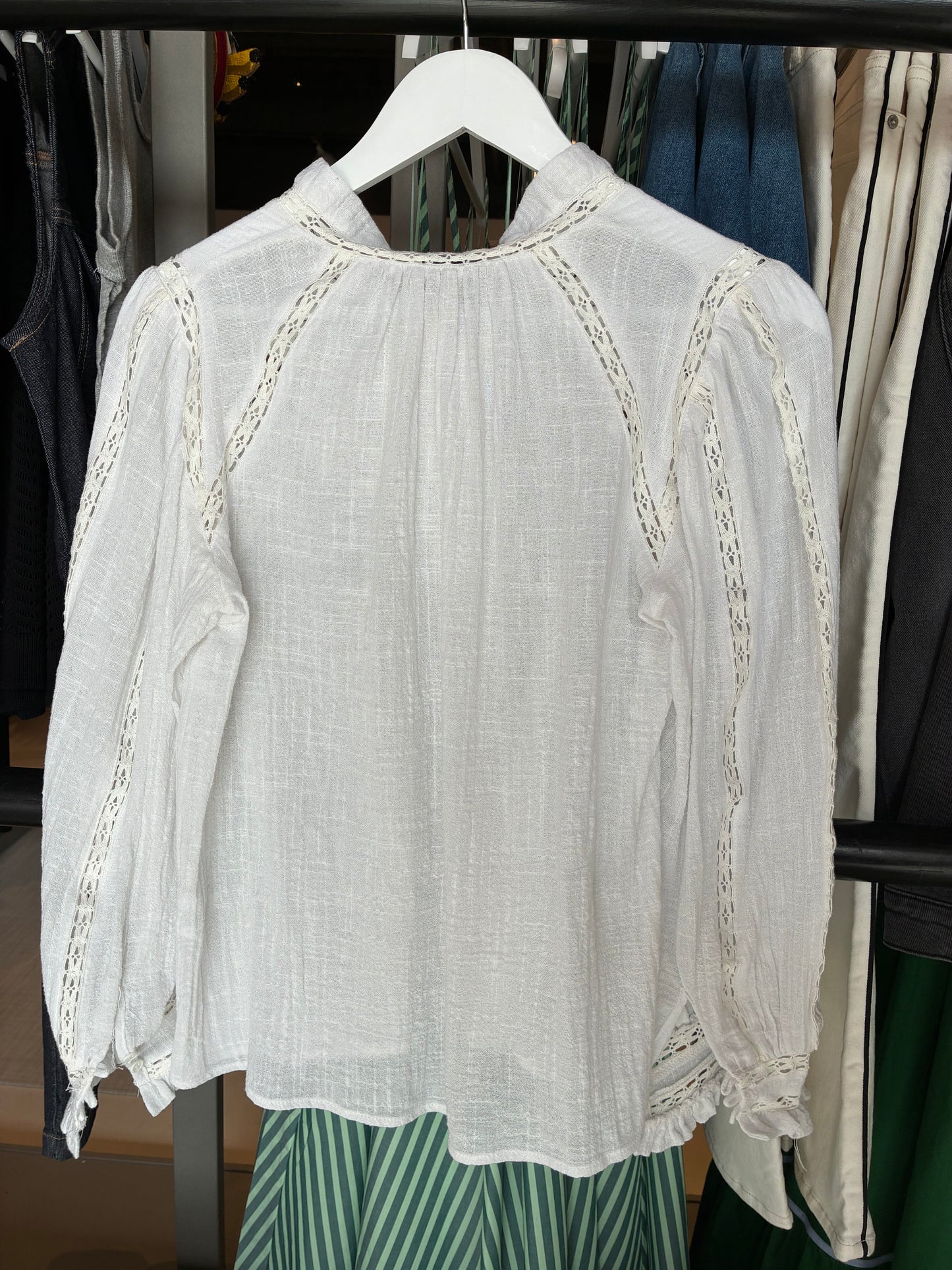 S26117065 White Blouse