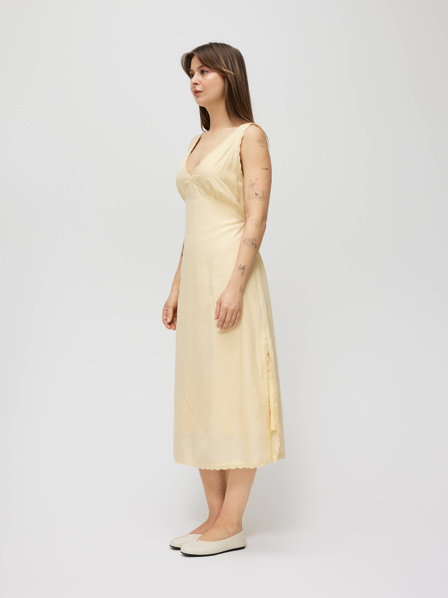 The Mara Dress | Lace Trim Midi Dress: CREAM / MEDIUM