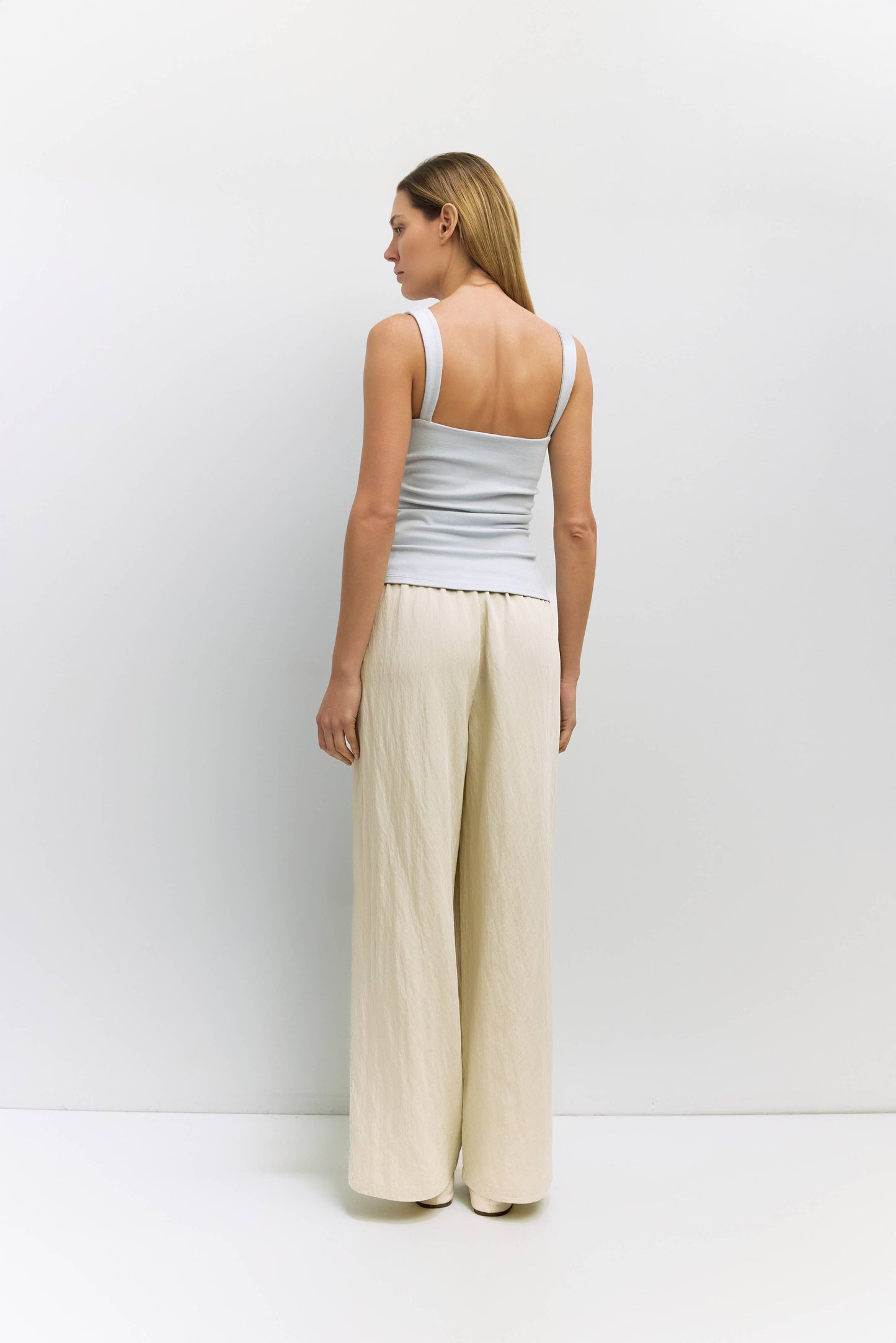 The Mabel Top | Ruched Side Knit Tank Top: BLUE / SMALL