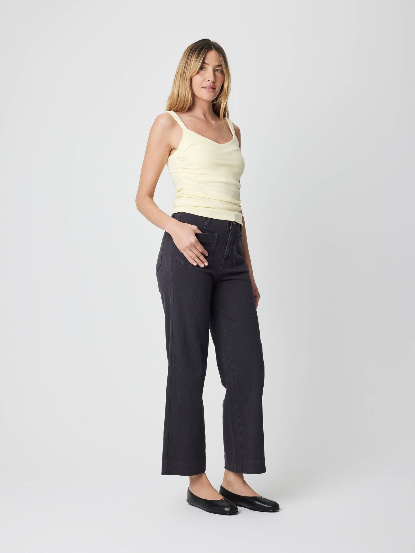 The Mabel Top | Ruched Side Knit Tank Top: BLUE / SMALL