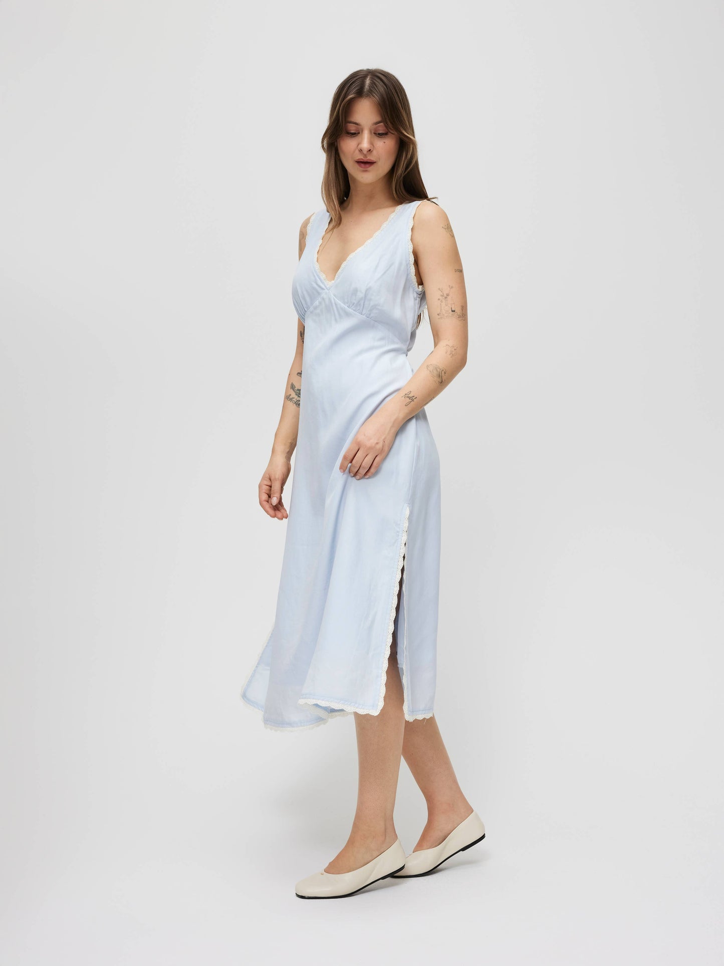 The Mara Dress | Lace Trim Midi Dress: CREAM / LARGE