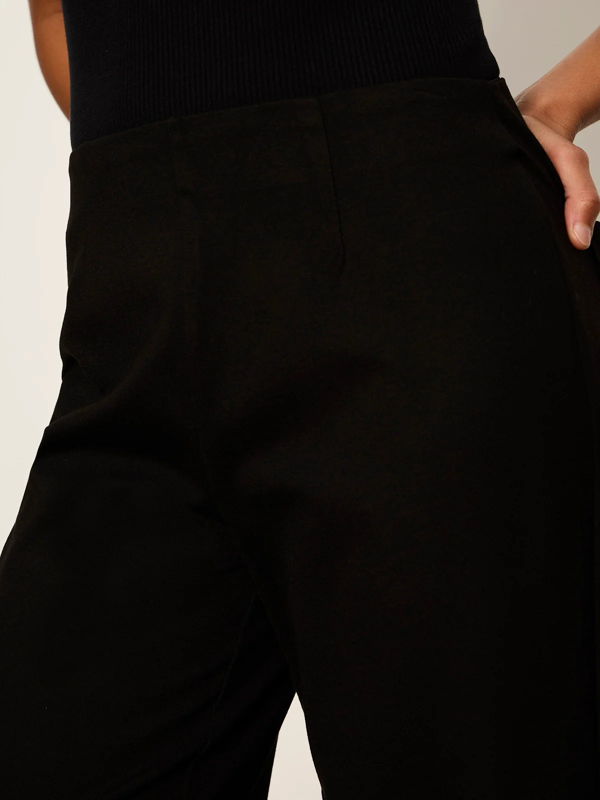 Relay Pull On Pant