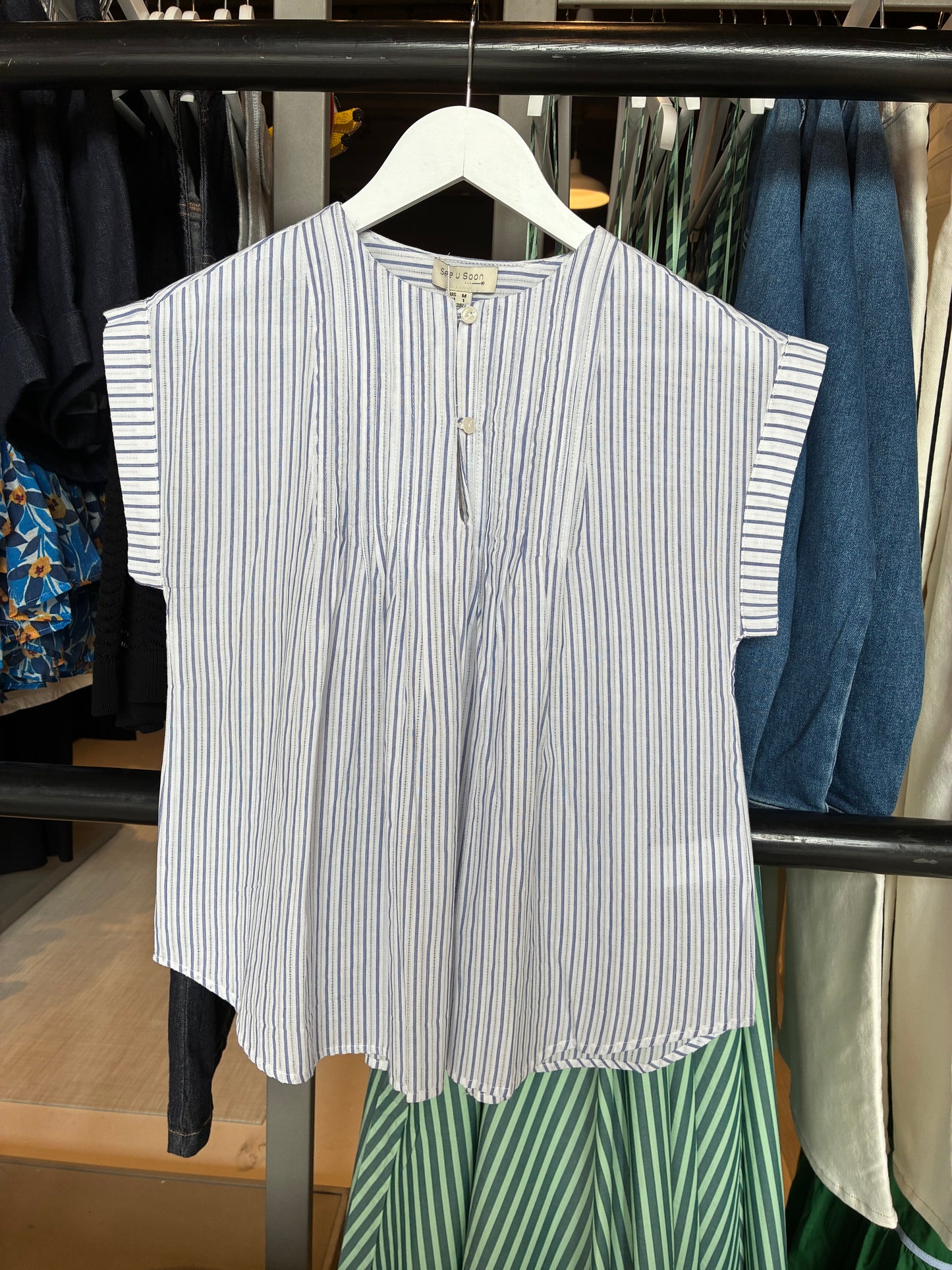 S26111376 Blue Top