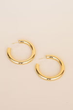 Casa Clara Nebraska Hoop Earrings