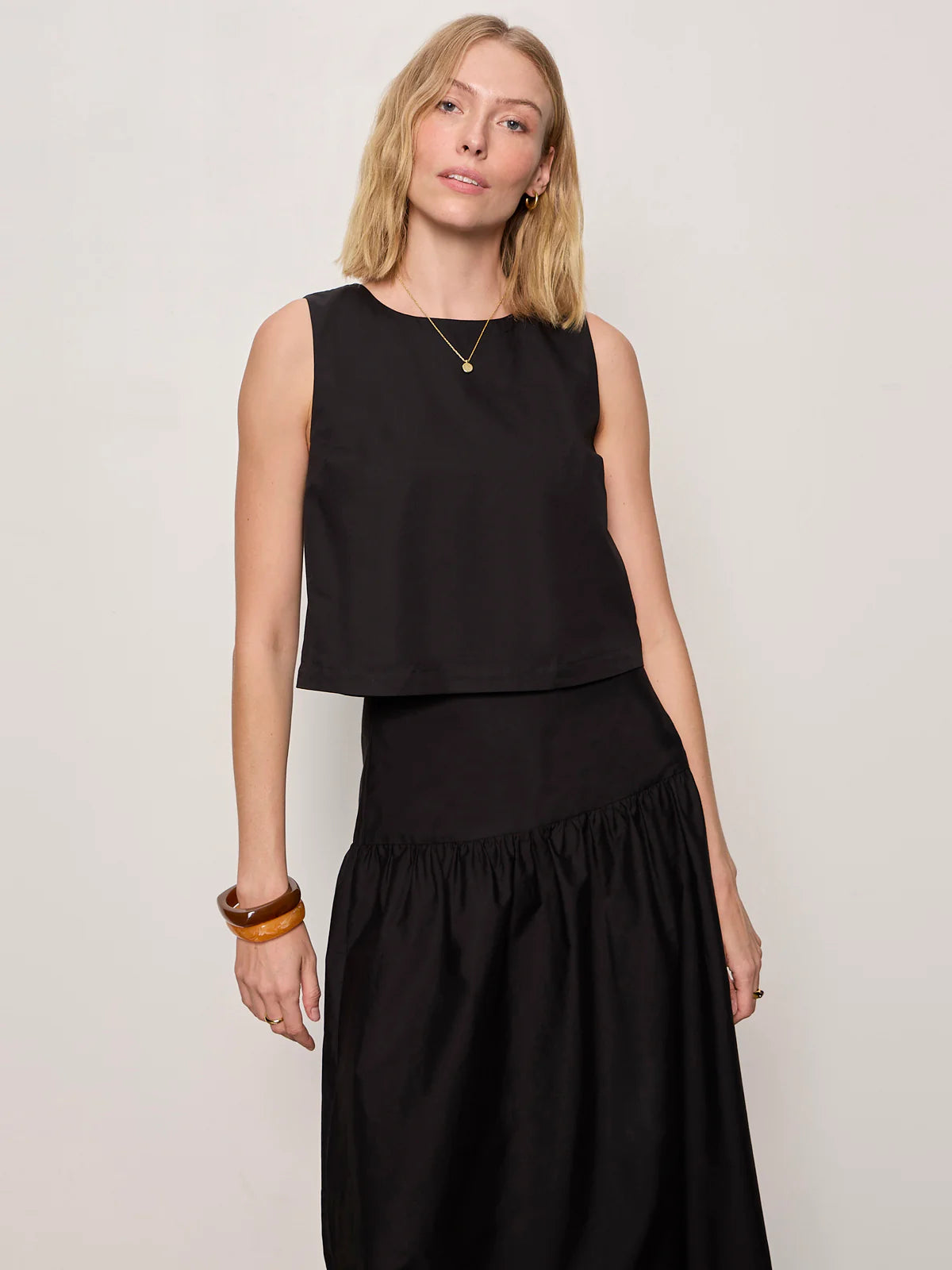 The Desired Summer Crop Shell - Black