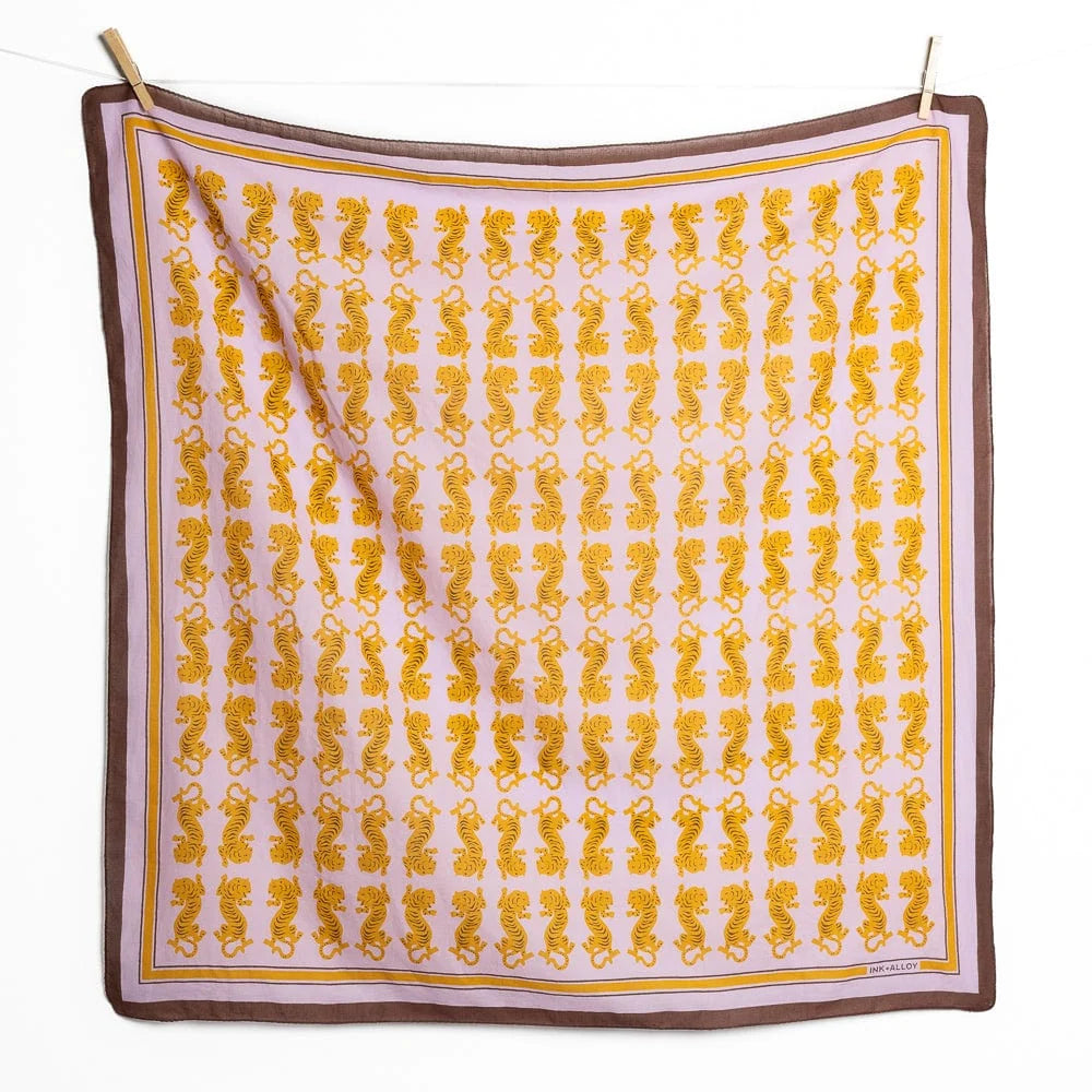 Olivia scarf – Tiger print