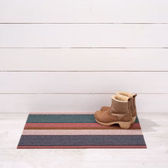 Chilewich doormat Pleat Stripe Shag Mats - Raspberry