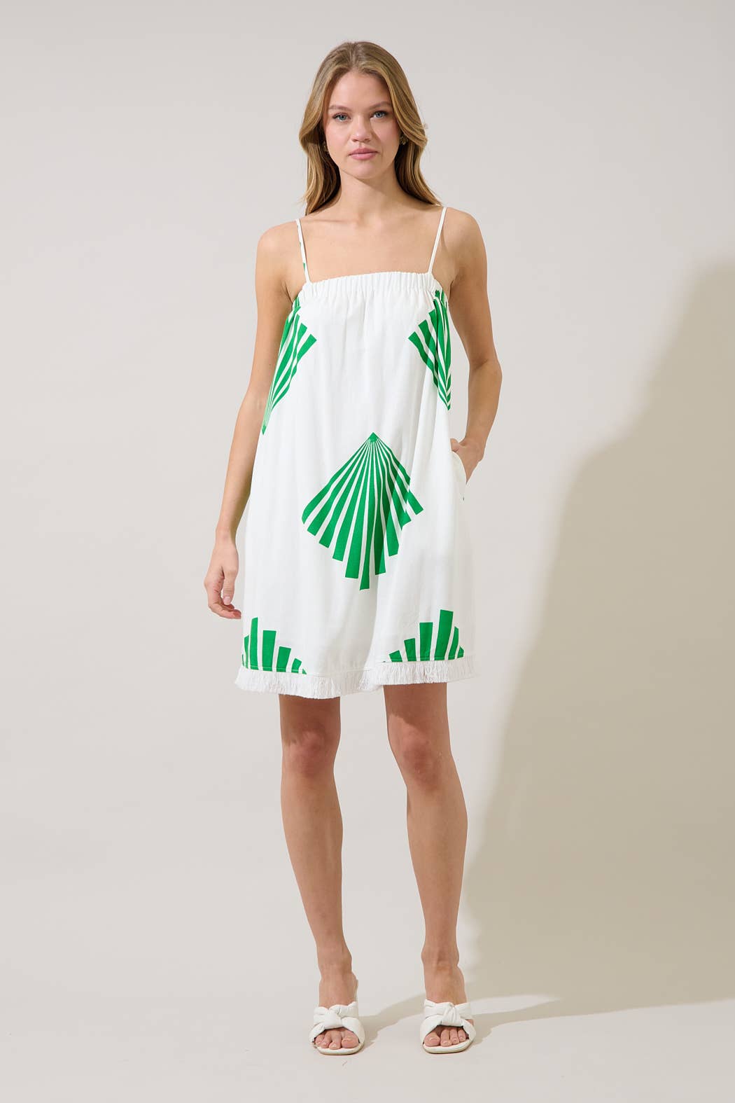 Quina Shift Mini Dress Fan Breeze: WHT-GREEN
