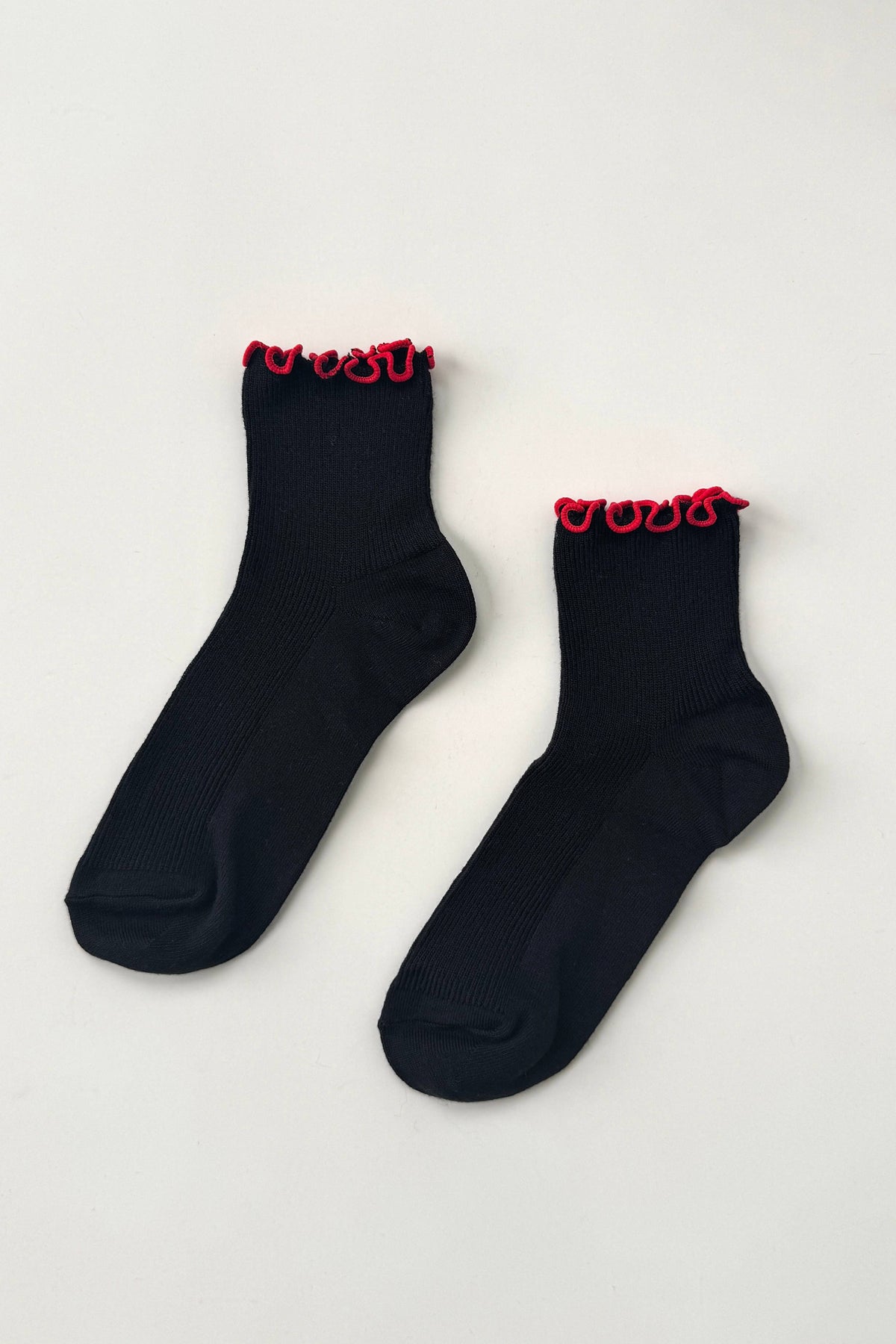 The Petite Ruffled Modal Socks