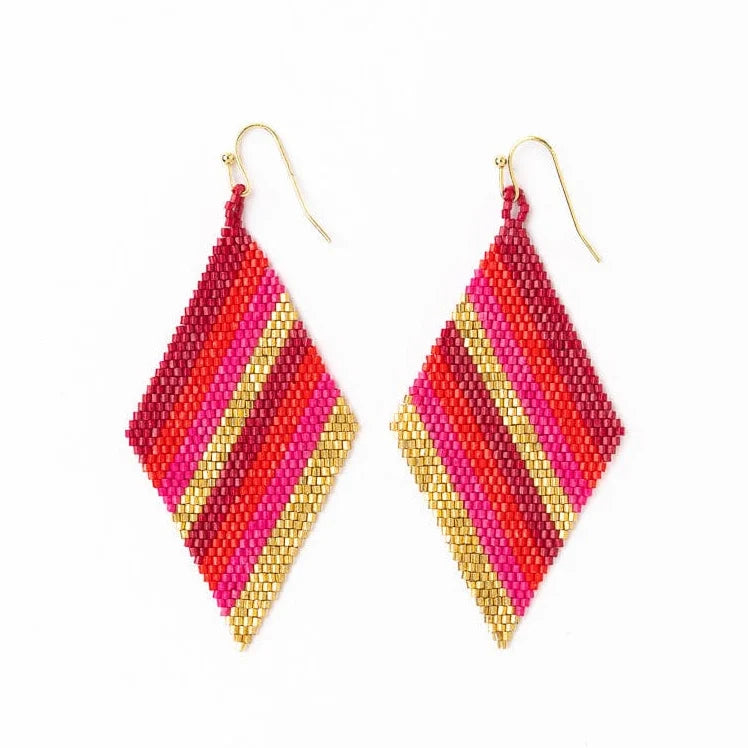 Frida diagonal ombre stripe beaded earrings – Hot pink