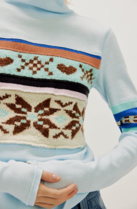 Helsinki Cuff Sweater - Pale Blue Combo