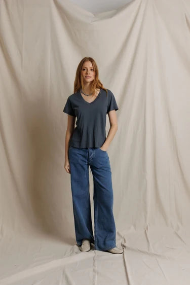 Hendrix Cotton SS Boxy V Neck Tee