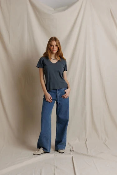 Hendrix Cotton SS Boxy V Neck Tee