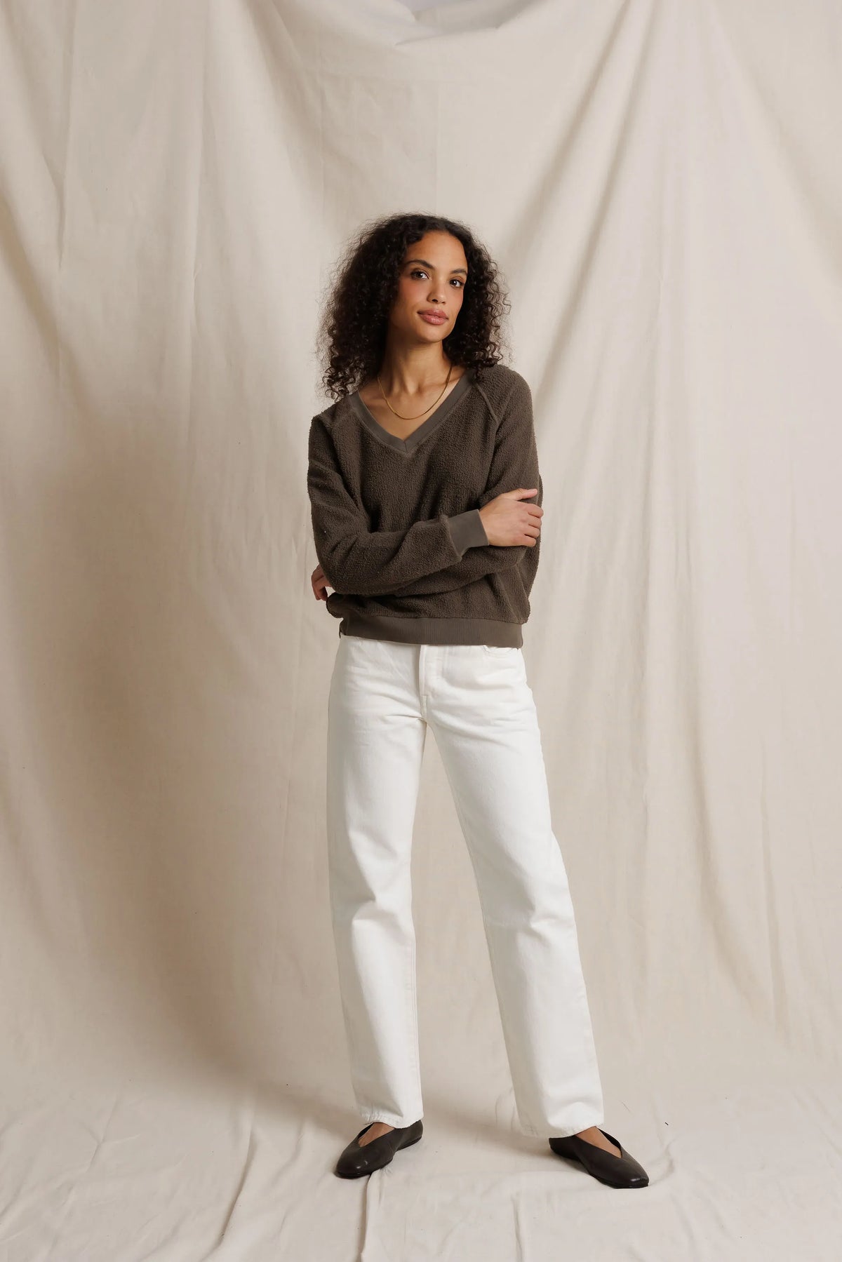 Zuri Ziggy V-Neck Reverse Fleece Sweatshirt